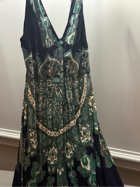 Angie Dresses & Skirts - Women’s Green Patterned V-Neck Maxi Dress